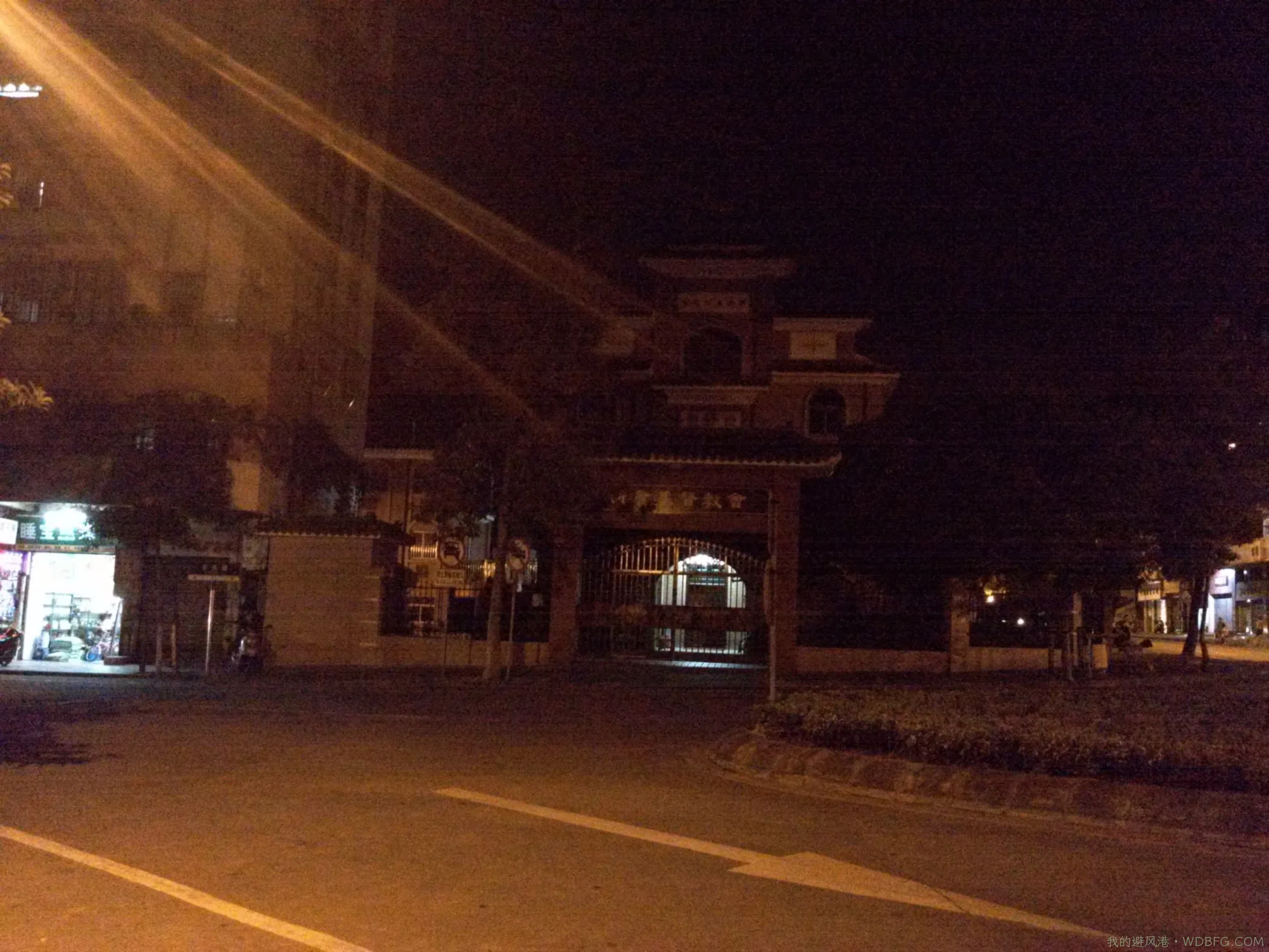 又和小伙伴们出去夜游江门了