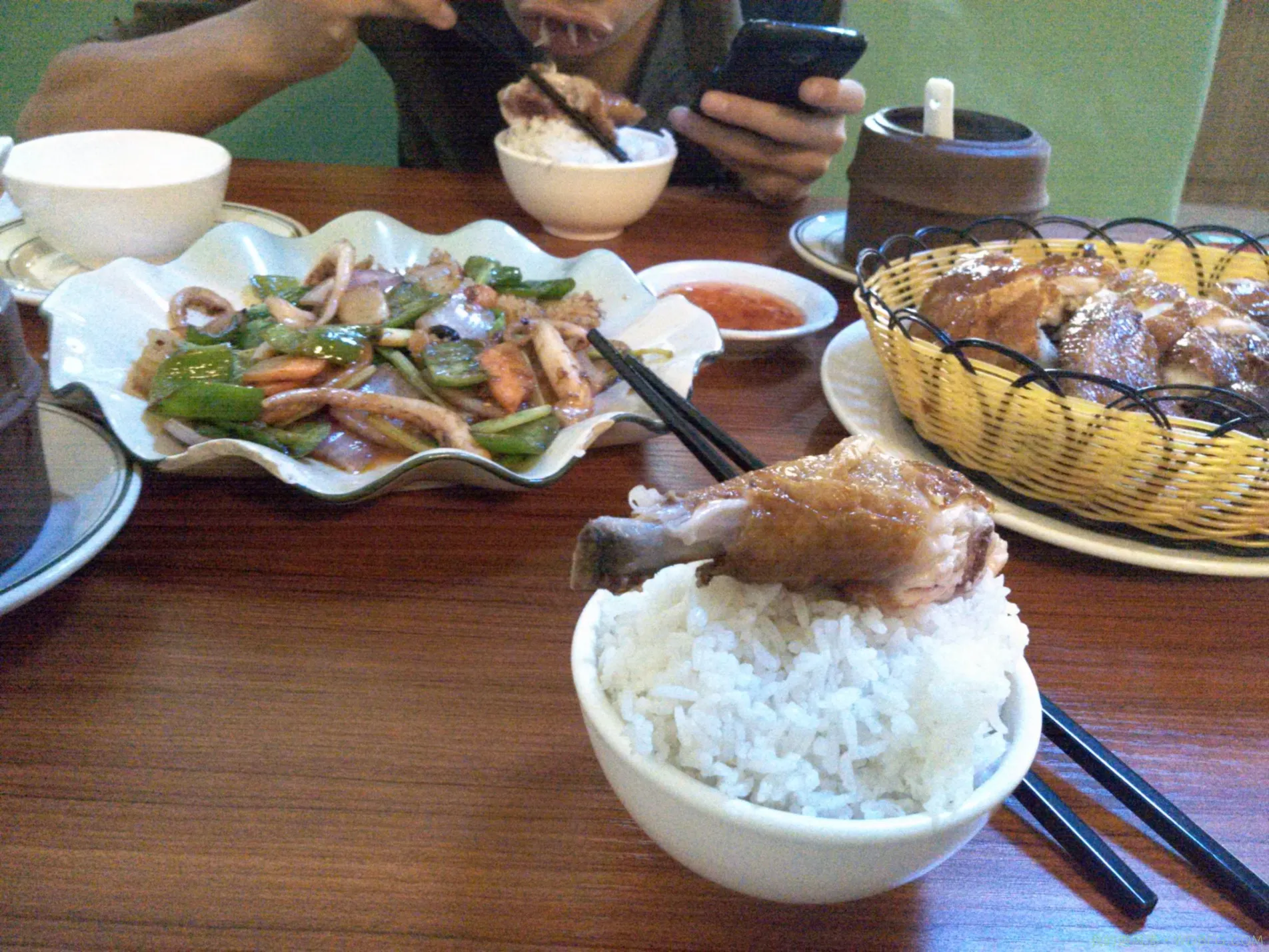 请小伙伴出来吃个饭，聊聊天