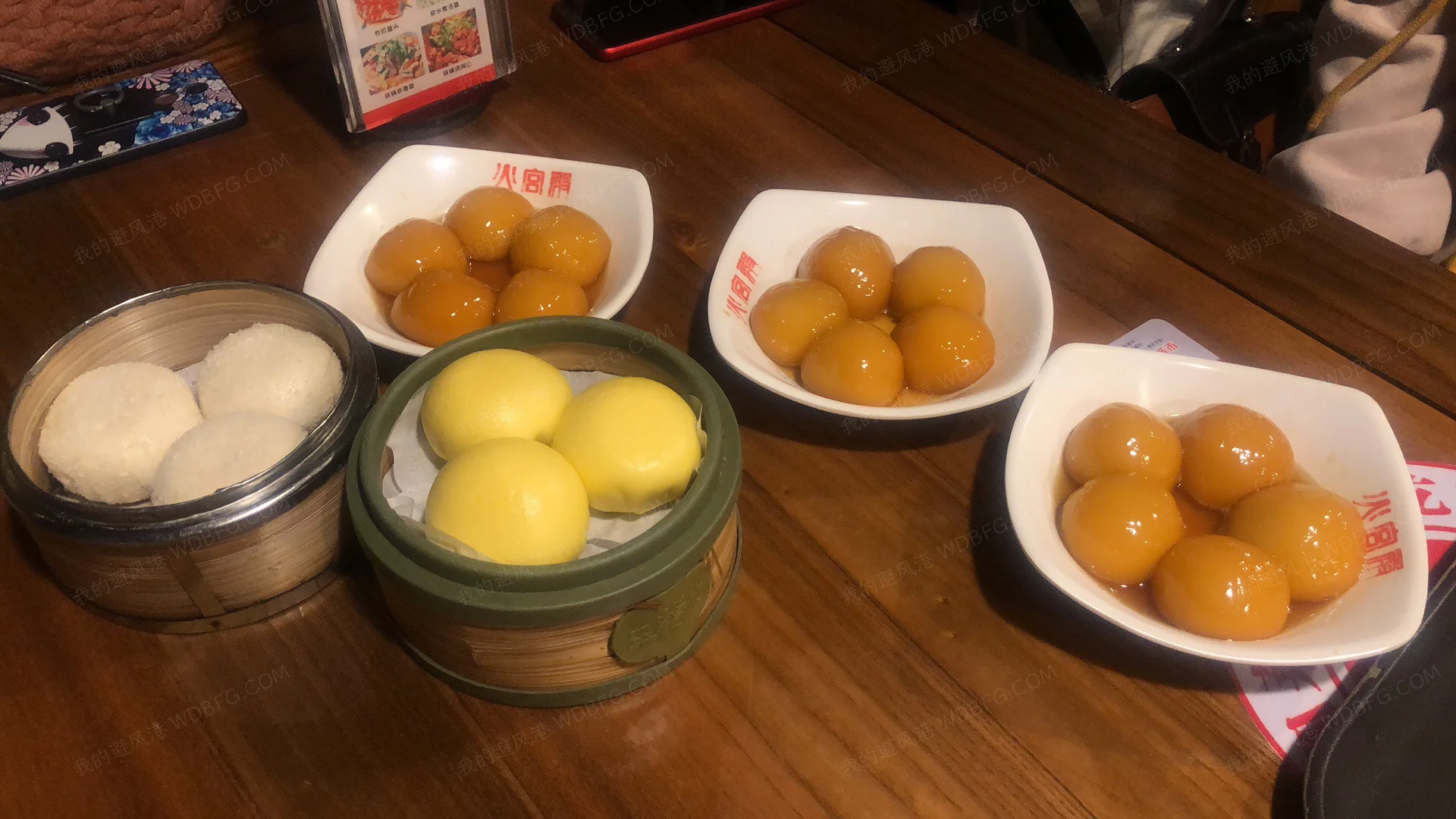 到张家界了，逛夜街